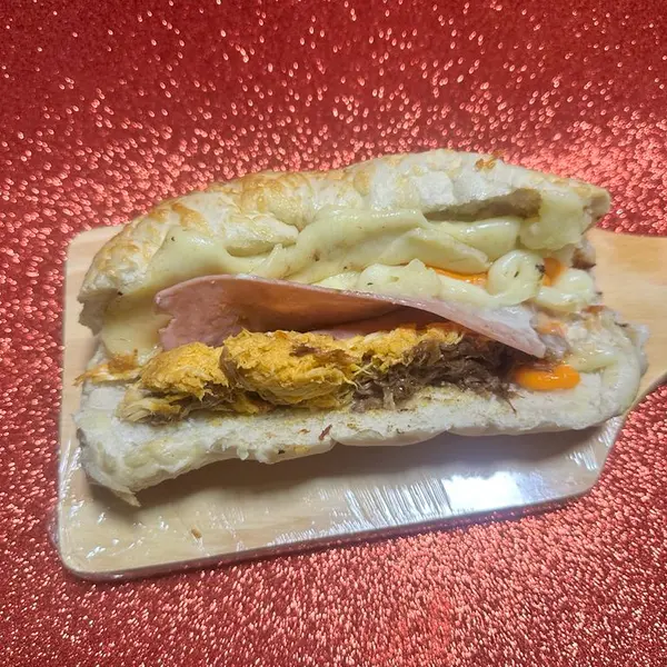 Dog louco na baguete - melhor dog louco delivery Vila Maria